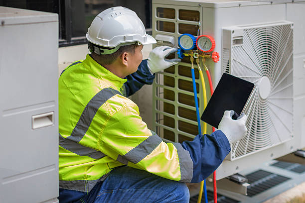 Professional Ac Installation technician working in Unionville Center, OH